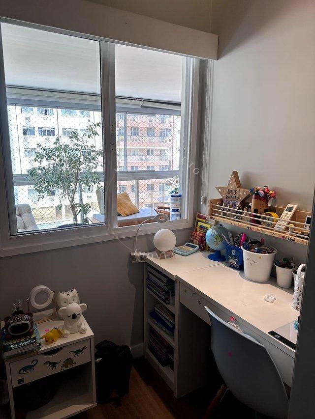 Apartamento Com 3 Quartos Sendo 1 Suíte 3 Banheiros e Com 2 Vagas - Botafogo-RJ Rua Mena Barreto - Botafogo.  Rio de Janeiro - 