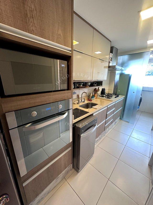 Apartamento Com 3 Quartos Sendo 1 Suíte 3 Banheiros e Com 2 Vagas - Botafogo-RJ Rua Mena Barreto - Botafogo.  Rio de Janeiro - 