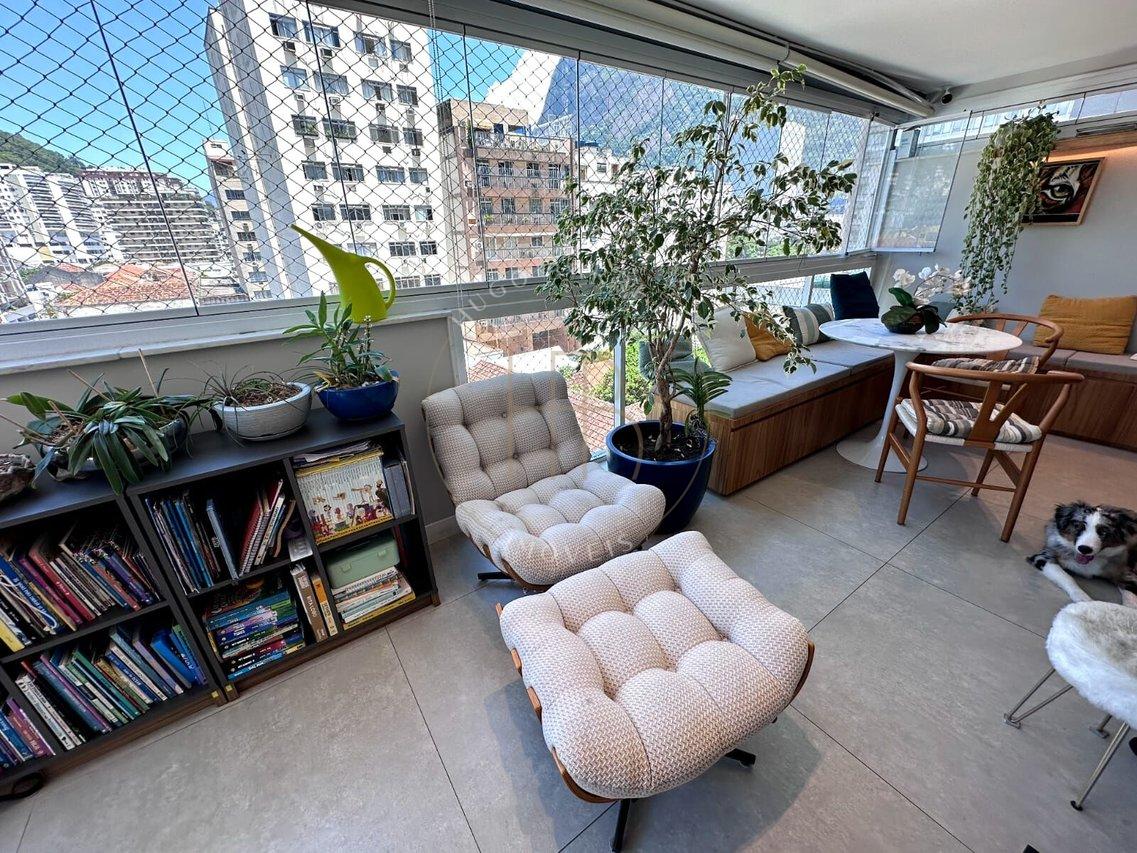 Apartamento Com 3 Quartos Sendo 1 Suíte 3 Banheiros e Com 2 Vagas - Botafogo-RJ Rua Mena Barreto - Botafogo.  Rio de Janeiro - 