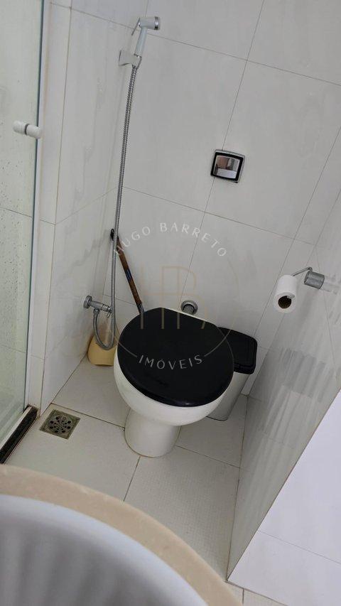 Apartamento Com 3 Quartos Sendo 1 Suíte Com 2 Banheiros e Vista Deslumbrante Frontal Mar Avenida Atlântica Rio de Janeiro - 