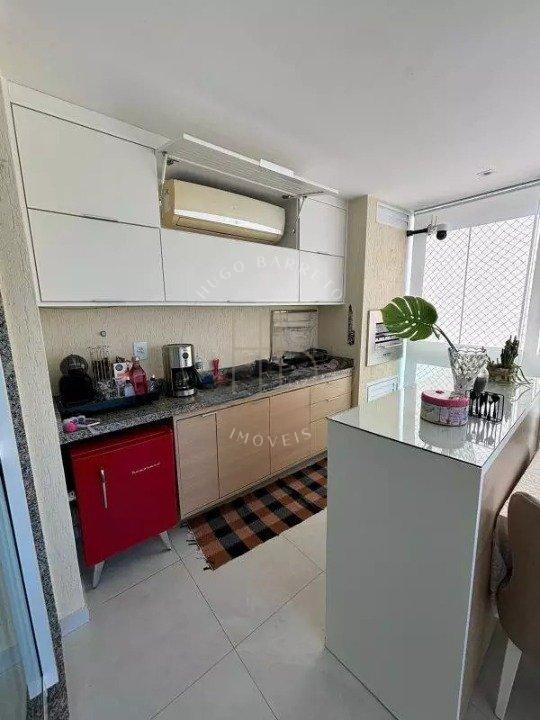 Apartamento Mobiliado Com 3 Quartos Sendo 1 Suíte 3 Banheiros e Com 1 Vaga Coberta Rua Ministro Aliomar Baleeiro   Rio de Janeiro - 