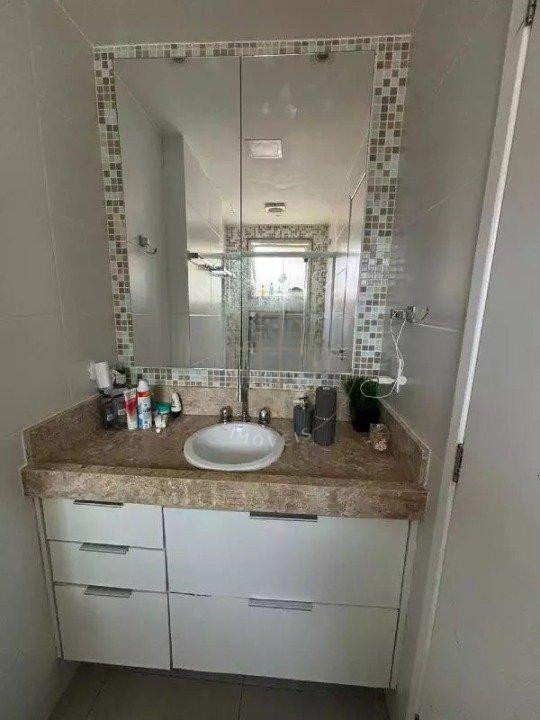 Apartamento Mobiliado Com 3 Quartos Sendo 1 Suíte 3 Banheiros e Com 1 Vaga Coberta Rua Ministro Aliomar Baleeiro   Rio de Janeiro - 