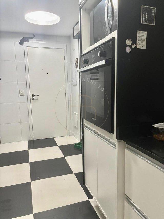 Apartamento Com 4 Quartos Sendo 3 Suítes Com 3 Banheiros e Com 3 Vagas - C.Jardim Majestic Av. Vice Pres. José Alencar, 1455 - Barra Olímpica Rio de Janeiro - 