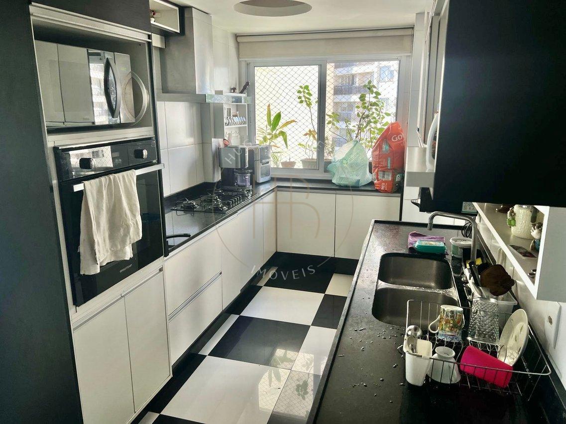 Apartamento Com 4 Quartos Sendo 3 Suítes Com 3 Banheiros e Com 3 Vagas - C.Jardim Majestic Av. Vice Pres. José Alencar, 1455 - Barra Olímpica Rio de Janeiro - 