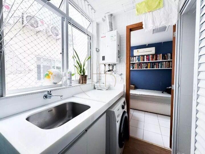 Apartamento com 3 Suítes | Botafogo | Varanda Fechada | 124 m² | 3 Vagas + Box Rodrigo de Brito Rio de Janeiro - 