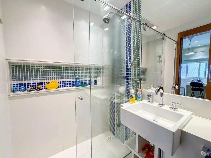 Apartamento com 3 Suítes | Botafogo | Varanda Fechada | 124 m² | 3 Vagas + Box Rodrigo de Brito Rio de Janeiro - 