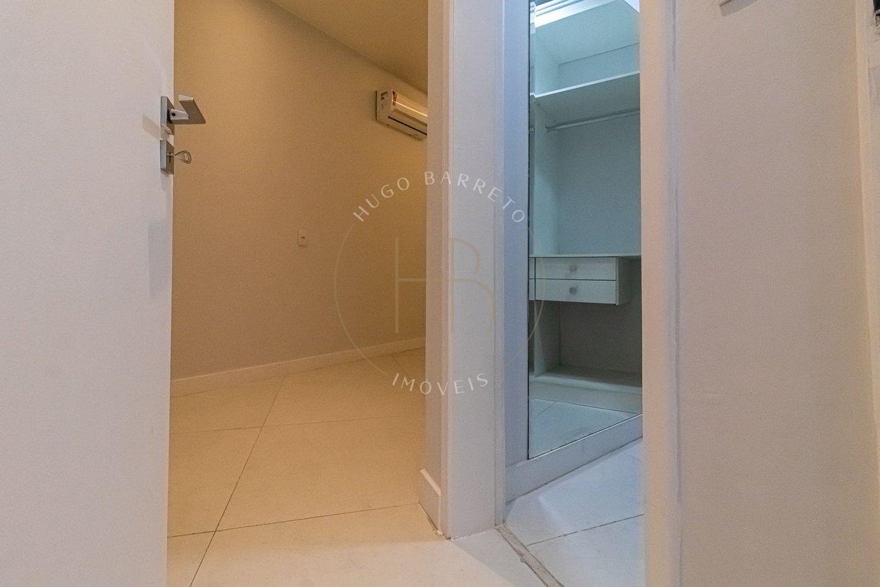 Apartamento 3 Quartos com 1 vaga em Ipanema - RJ Rua Nascimento Silva Rio de Janeiro - 