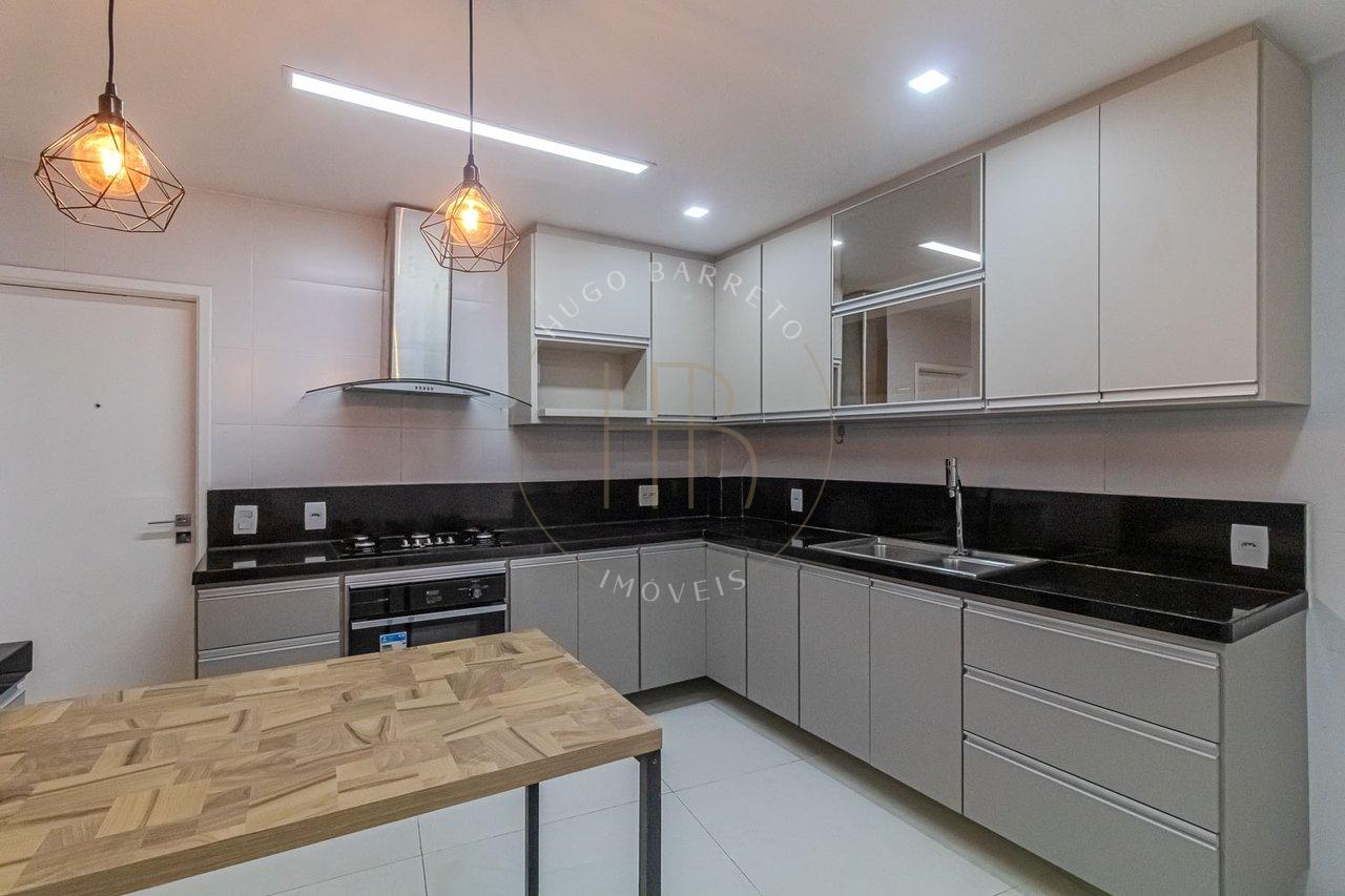 Apartamento 3 Quartos com 1 vaga em Ipanema - RJ Rua Nascimento Silva Rio de Janeiro - 