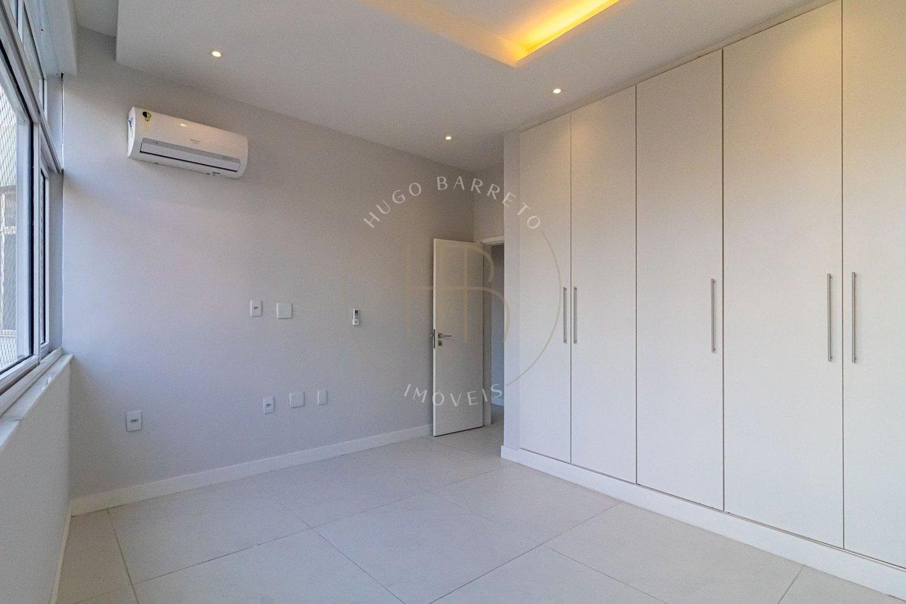 Apartamento 3 Quartos com 1 vaga em Ipanema - RJ Rua Nascimento Silva Rio de Janeiro - 