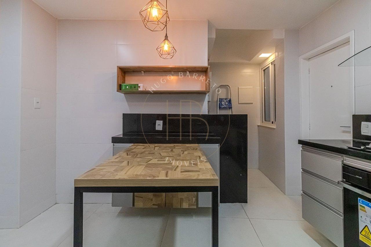 Apartamento 3 Quartos com 1 vaga em Ipanema - RJ Rua Nascimento Silva Rio de Janeiro - 