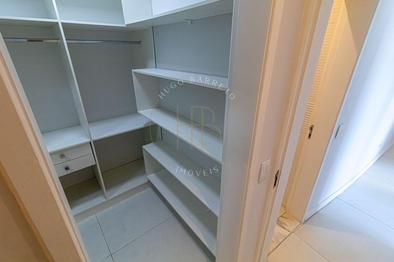 Apartamento 3 Quartos com 1 vaga em Ipanema - RJ Rua Nascimento Silva Rio de Janeiro - 
