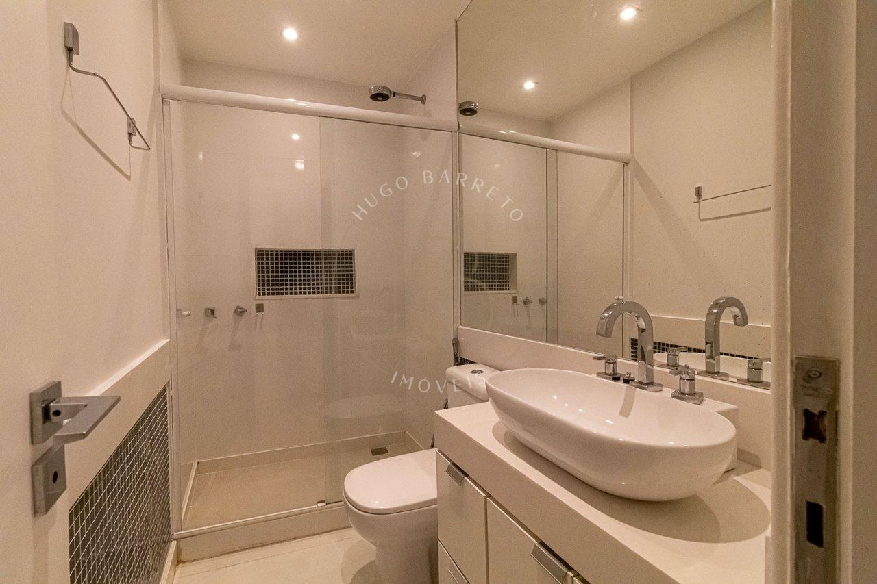 Apartamento 3 Quartos com 1 vaga em Ipanema - RJ Rua Nascimento Silva Rio de Janeiro - 