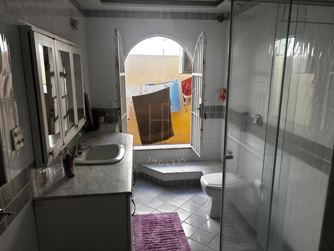Casa Com 3 Suites mais Dependência no Bairro do Grajaú - RJ Rua Caruaru Rio de Janeiro - 