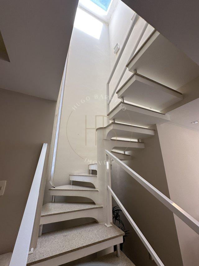 Casa Duplex dos Sonhos em Condomínio Fechado com Lazer, Conforto e Segurança!  Estr. Ademar Ferreira Torres Itaboraí - 