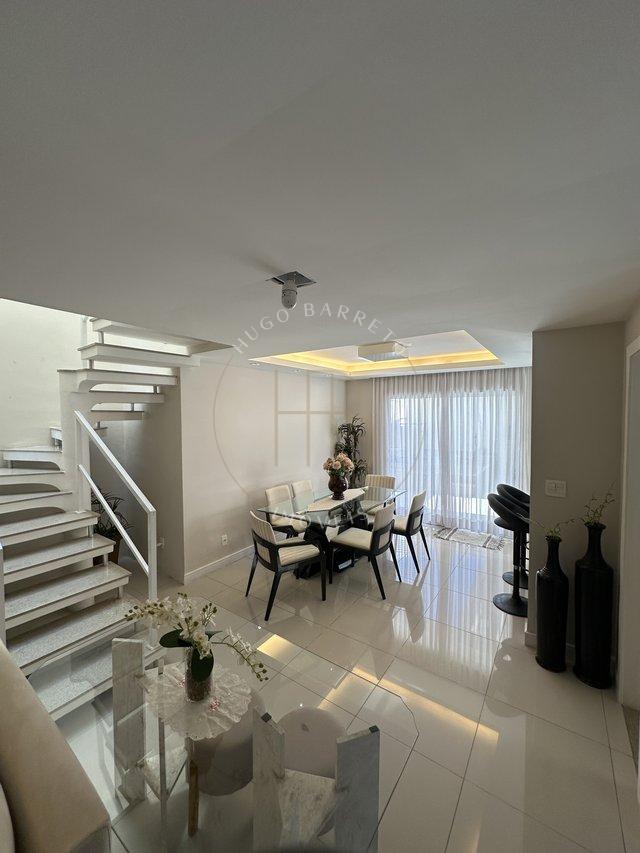Casa Duplex dos Sonhos em Condomínio Fechado com Lazer, Conforto e Segurança!  Estr. Ademar Ferreira Torres Itaboraí - 