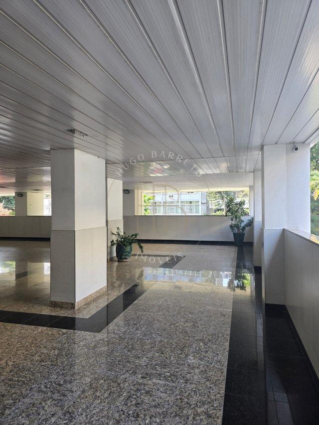 Apartamento Com 2 Quartos + Dep. e Com 1 Vaga em Botafogo Rua Das Palmeiras  Rio de Janeiro - 