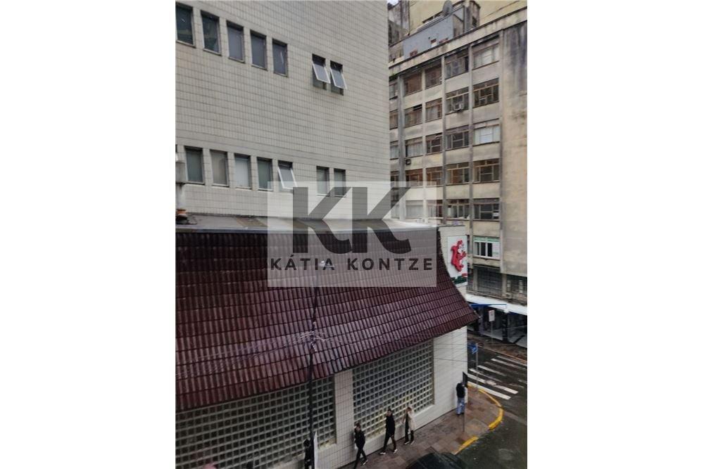 Apartamento CHMFP 348 Apto 612521043-10 3 dormitórios 108m² Marechal Floriano Peixoto Porto Alegre - 