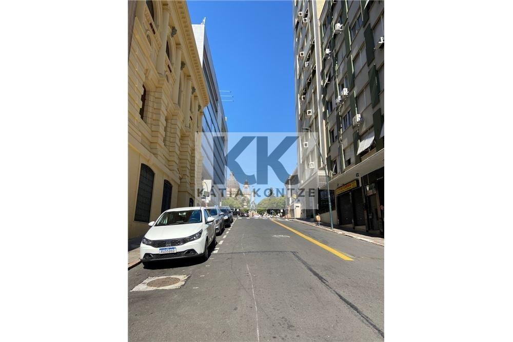 Loja CHGC 425 Loja 612541008-11 15m² General Câmera Porto Alegre - 