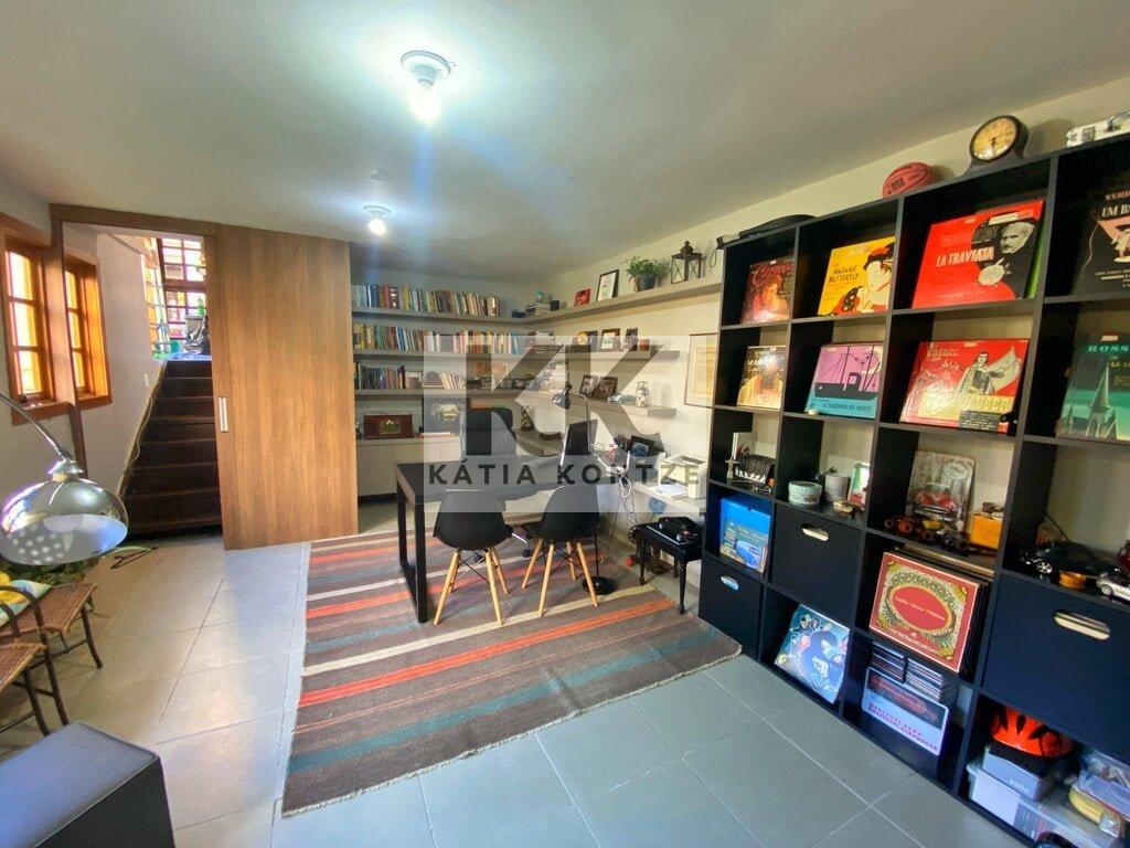 Casa CC 303 87760 1 suíte 300m² Cai Porto Alegre - 