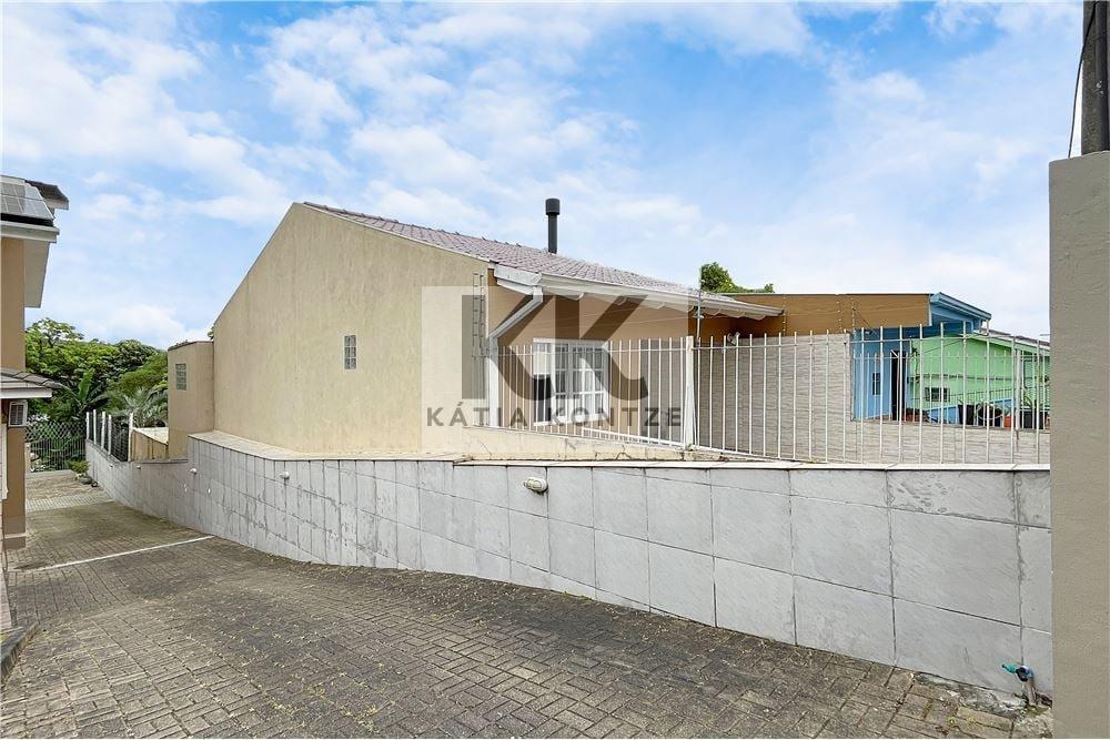 Casa MFF 185 Casa 610221046-2 3 dormitórios 198m² Felizardo de Farias Porto Alegre - 