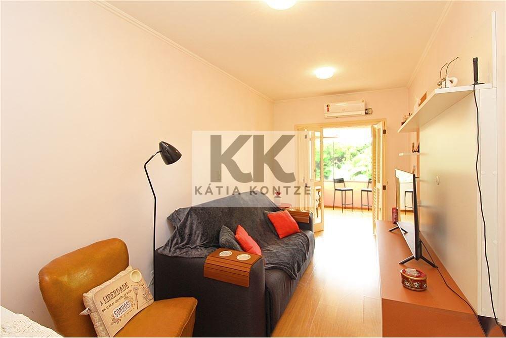 Casa MFF 185 Casa 610221046-2 3 dormitórios 198m² Felizardo de Farias Porto Alegre - 