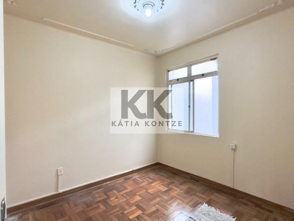 Apartamento Maria Madalena Apto LA704 3 dormitórios 81m² Riachuelo Porto Alegre - 