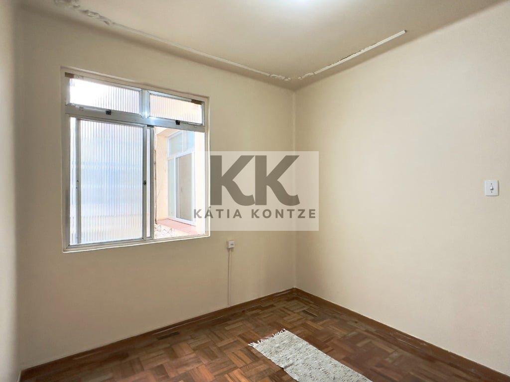 Apartamento Maria Madalena Apto LA704 3 dormitórios 81m² Riachuelo Porto Alegre - 