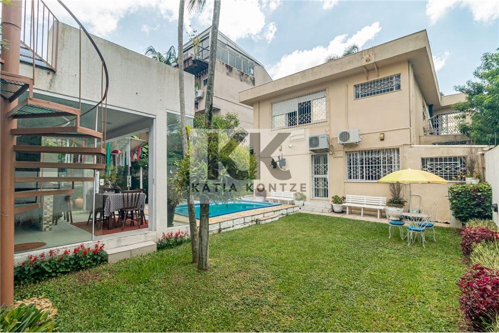 Casa CDPEDS 332 612491004-55 1 suíte 400m² Estácio de Sá Porto Alegre - 