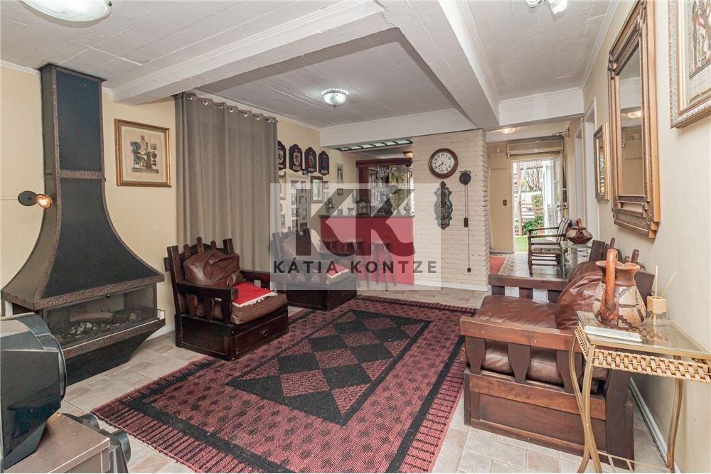 Casa CDPEDS 332 612491004-55 1 suíte 400m² Estácio de Sá Porto Alegre - 