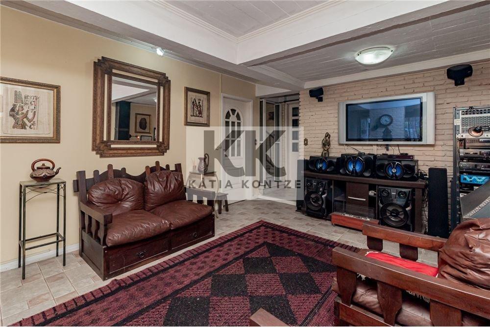 Casa CDPEDS 332 612491004-55 1 suíte 400m² Estácio de Sá Porto Alegre - 