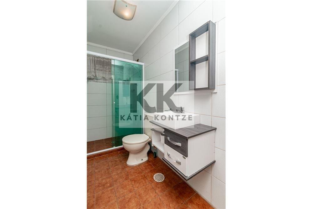 Casa CDPEDS 332 612491004-55 1 suíte 400m² Estácio de Sá Porto Alegre - 
