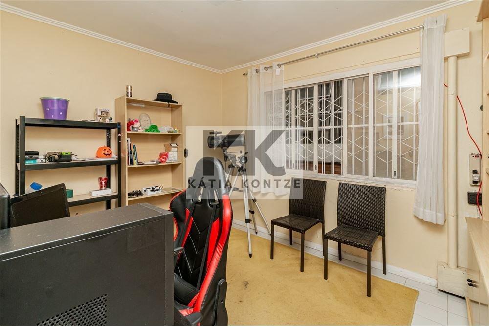 Casa CDPEDS 332 612491004-55 1 suíte 400m² Estácio de Sá Porto Alegre - 