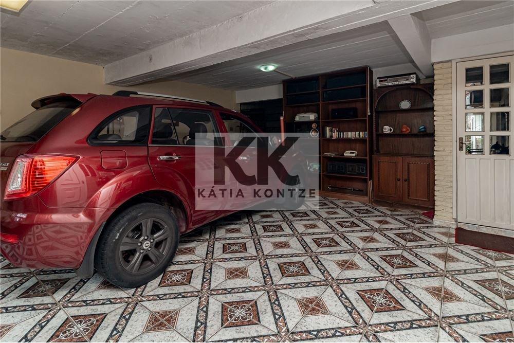 Casa CDPEDS 332 612491004-55 1 suíte 400m² Estácio de Sá Porto Alegre - 