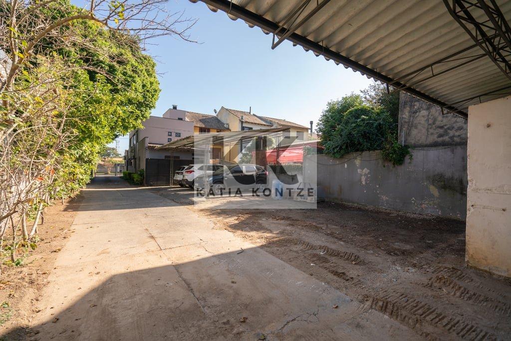 Galpão/Pavilhão IDC 467 Casa 1 335m² Dea Coufal Porto Alegre - 