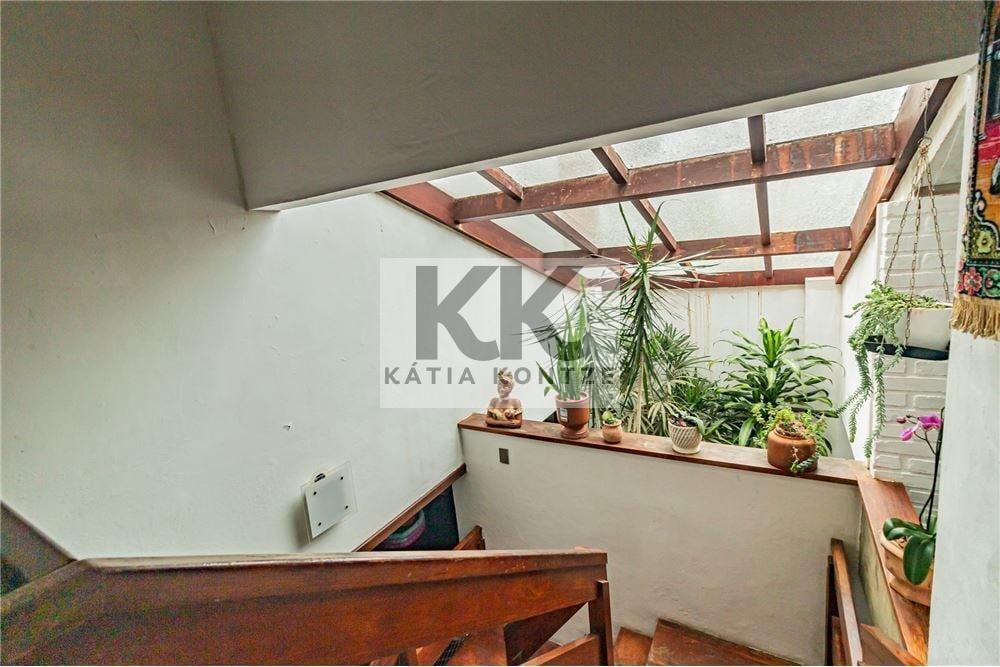 Casa BVAG 270 Casa 612521044-39 390m² 6D Alcides Gonzaga Porto Alegre - 