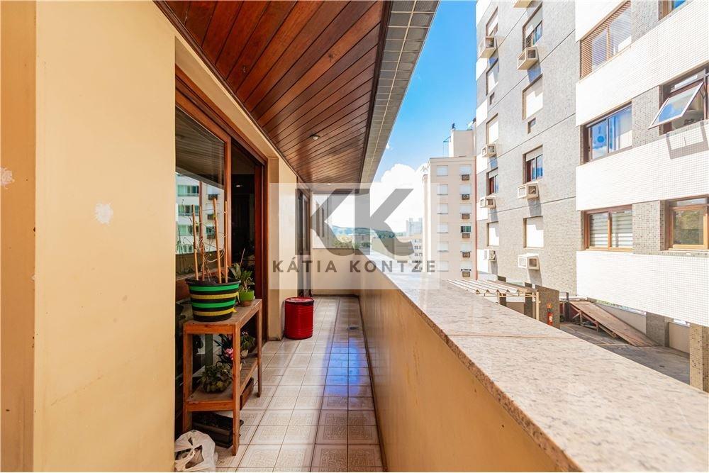 Apartamento PFS 960 Apto 612481055-3 1 suíte 124m² Faria Santos Porto Alegre - 