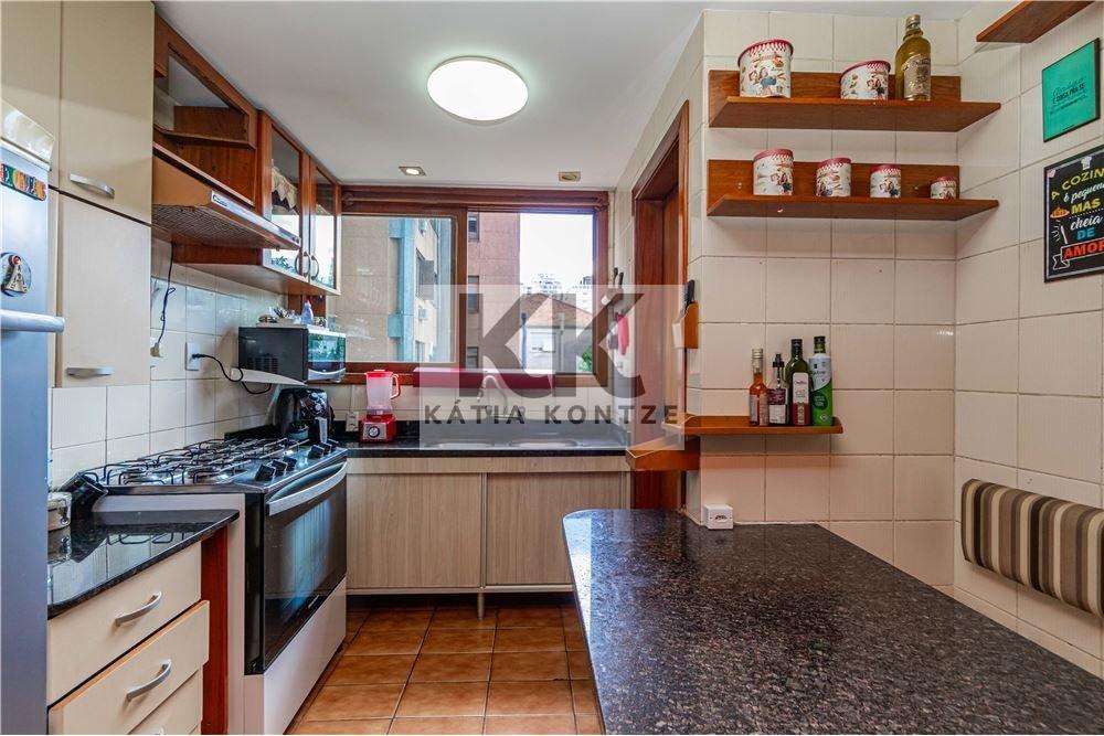 Apartamento PFS 960 Apto 612481055-3 1 suíte 124m² Faria Santos Porto Alegre - 