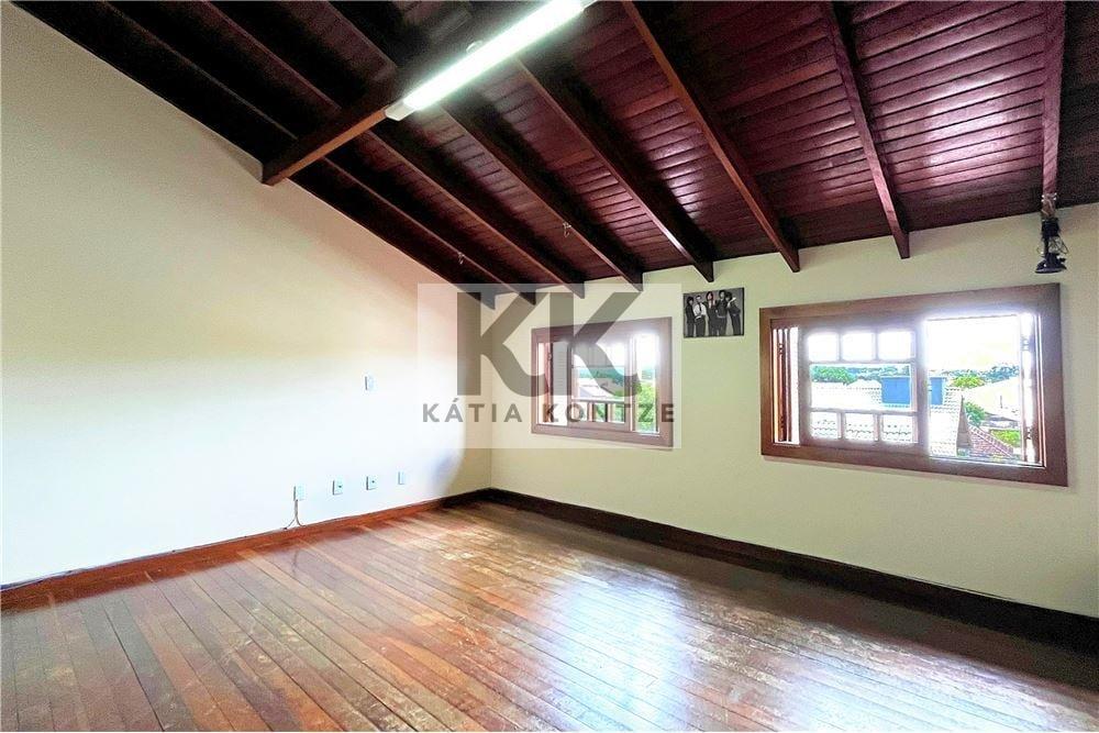 Casa ESOC 45 Casa 610191022-118 1 suíte 166m² Olécio Cavedini Porto Alegre - 