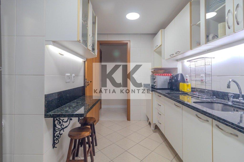 Apartamento Solar de Rodhes Apto 25732 1 suíte 84m² Sete de Abril Porto Alegre - 