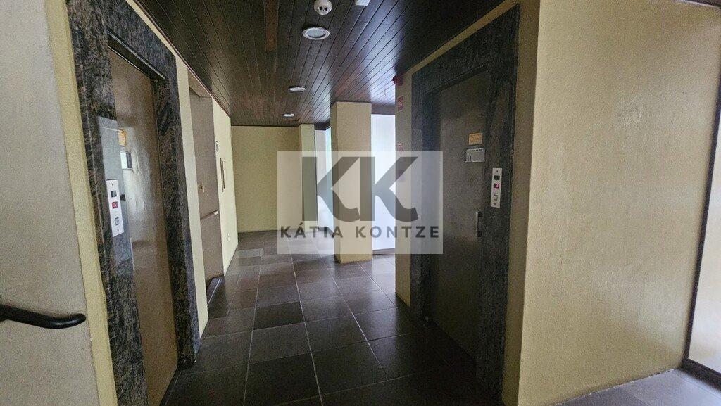 Apartamento MSCTF 453 Apto 701 1 suíte 150m² Carlos Trein Filho Porto Alegre - 