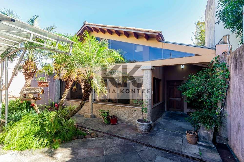 Casa TSNDDF 429 Casa 612481066-215 374m² 6D Sargento Nicolau Dias de Farias Porto Alegre - 