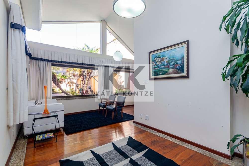 Casa TSNDDF 429 Casa 612481066-215 374m² 6D Sargento Nicolau Dias de Farias Porto Alegre - 