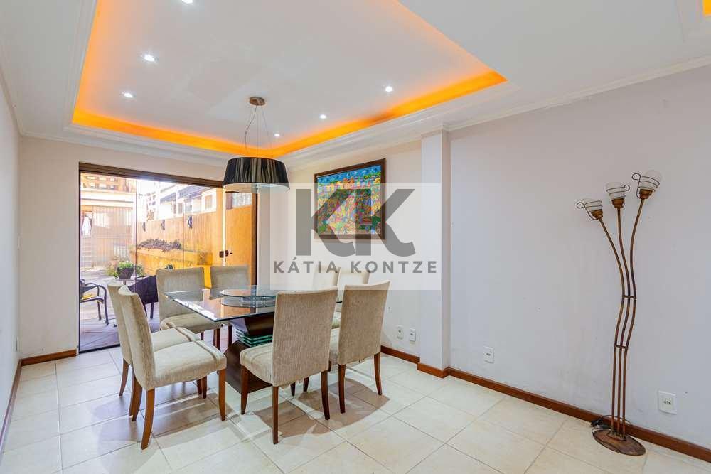 Casa TSNDDF 429 Casa 612481066-215 374m² 6D Sargento Nicolau Dias de Farias Porto Alegre - 