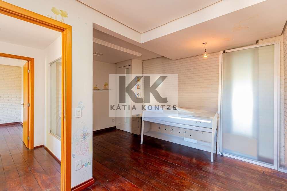 Casa TSNDDF 429 Casa 612481066-215 374m² 6D Sargento Nicolau Dias de Farias Porto Alegre - 