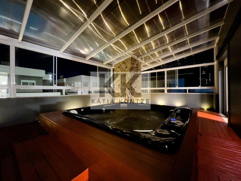 Casa em Condomínio Condomínio Velas da Marina Terreno QR4L10 2 suítes 336m² Lagomar Capão da Canoa - Hidromassagem
