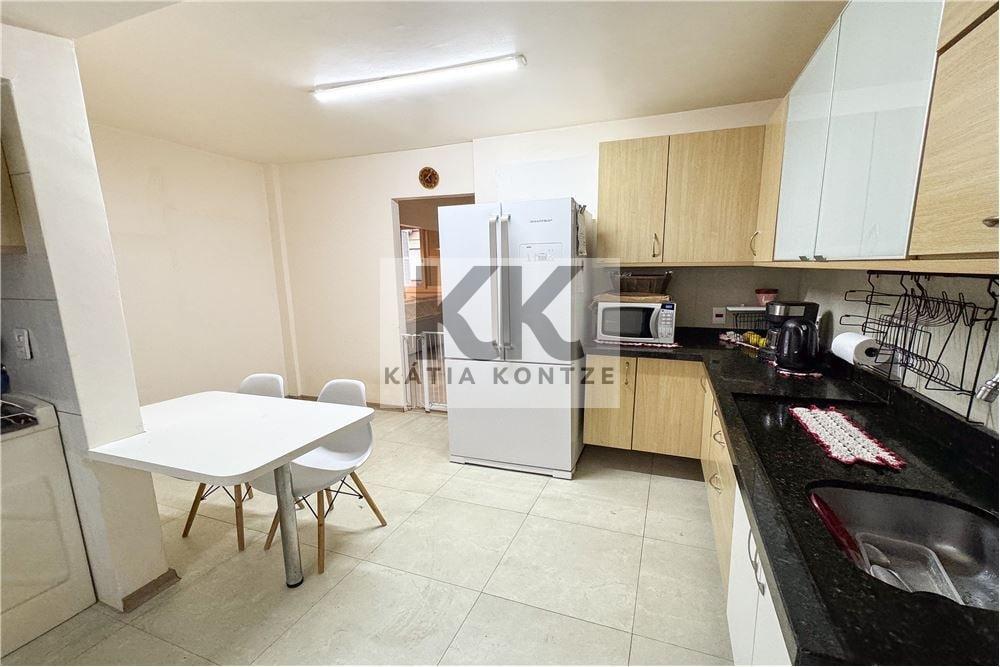 Apartamento BVAG 1960 Apto 612481071-64 2 dormitórios 76m² Anita Garibaldi Porto Alegre - 