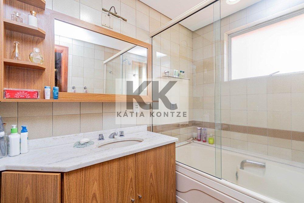 Apartamento RBSC 2096 Apto 610371014-124 1 suíte 158m² Santa Cecília Porto Alegre - 