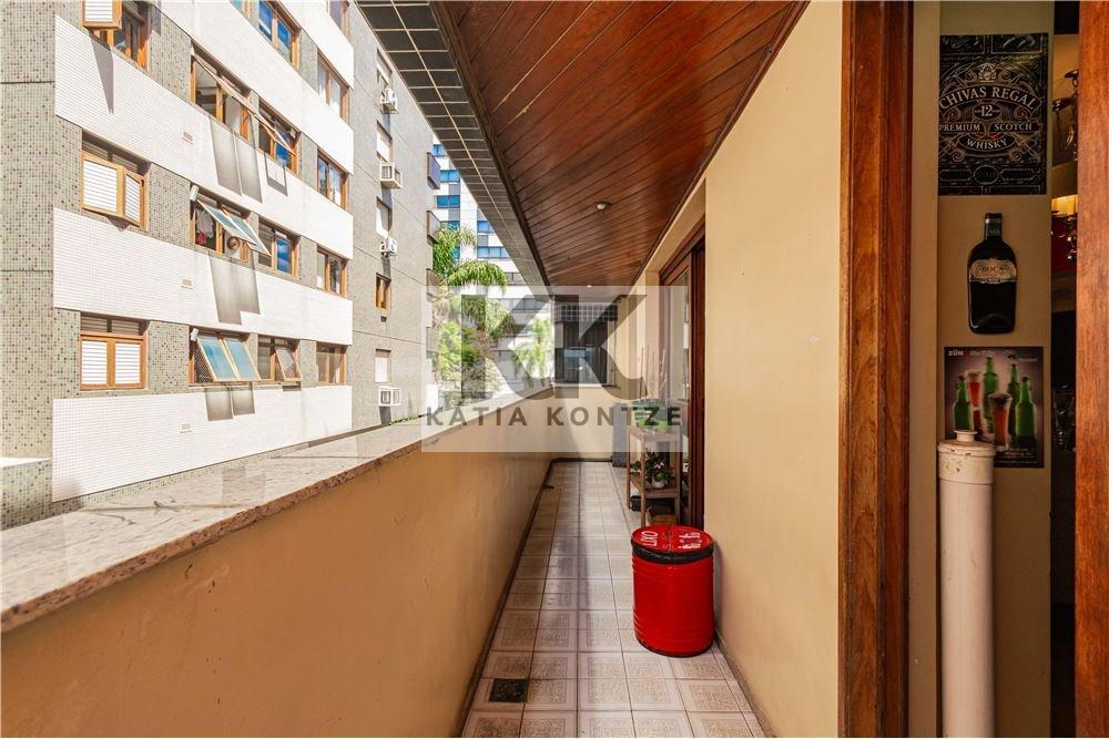 Apartamento PFS 690 Apto 612481083-483 123.72m² 3D Faria Santos Porto Alegre - 