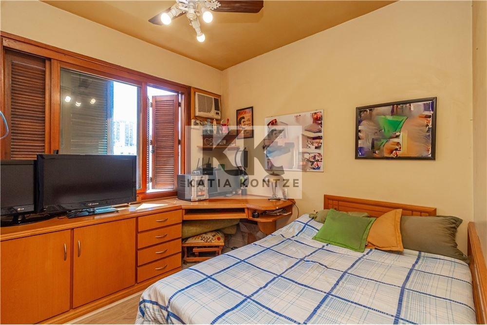 Apartamento PFS 690 Apto 612481083-483 123.72m² 3D Faria Santos Porto Alegre - 