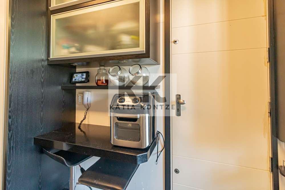 Apartamento PFDO 921 Apto 612521030-11 1 suíte 113m² Felipe de Oliveira Porto Alegre - 